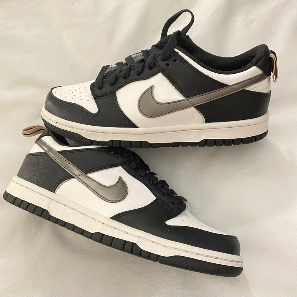 Nike dunk low SE GS 5.5Y DH9764-001